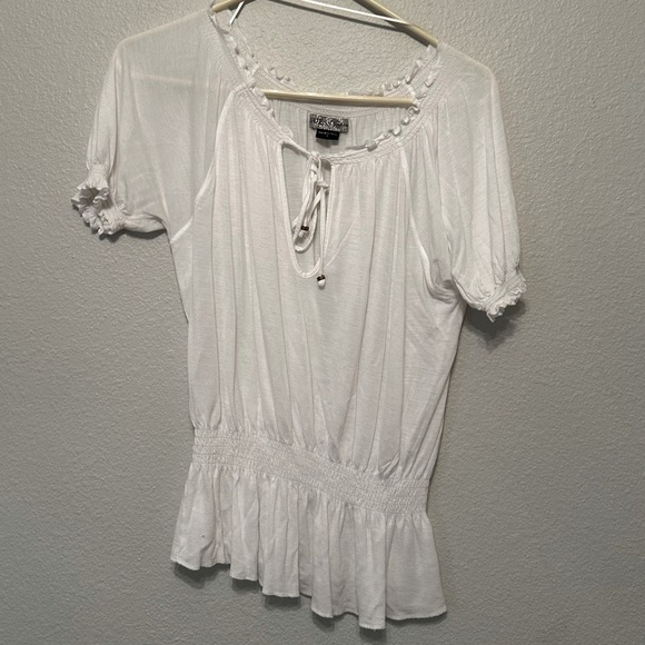 Guess white shirt - Picture 1 of 3